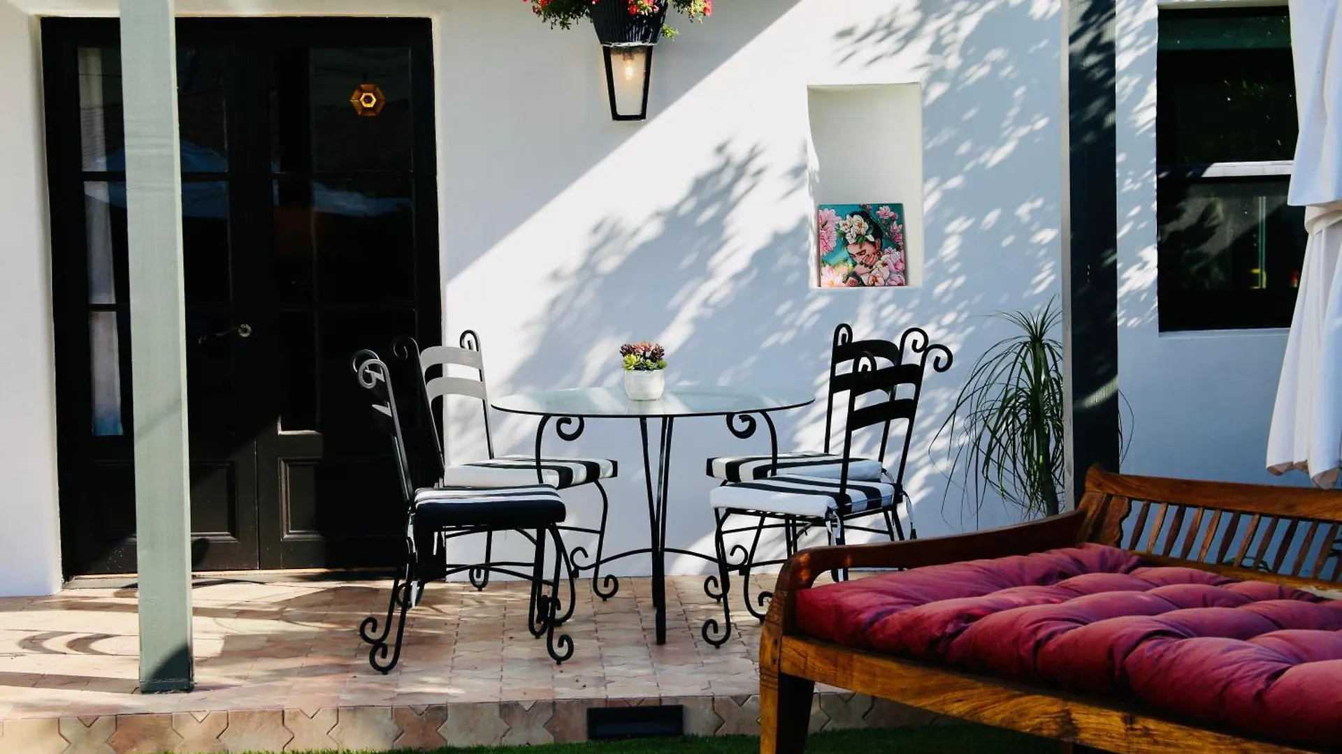 Villa Encanto- Luxe Historic Spanish Beach Villa With 6 King Bedrooms Long Beach